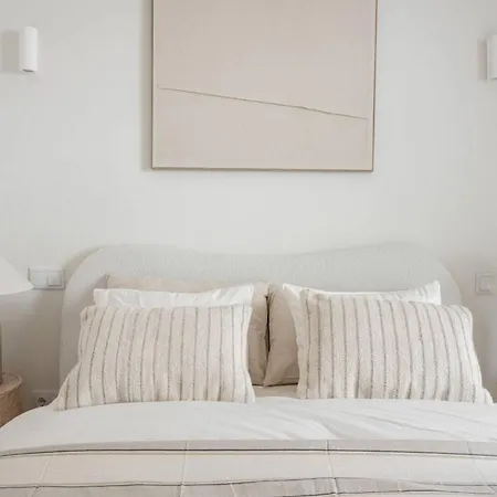 Modern And Cozy Townhouse In Alvor